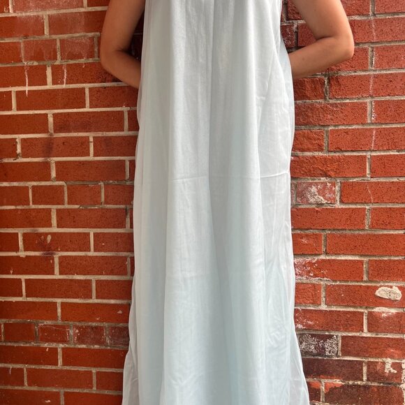 Vintage Intimates Satiny Blue Sleeveless V-Neck Flowy Nightgown - Picture 4 of 4